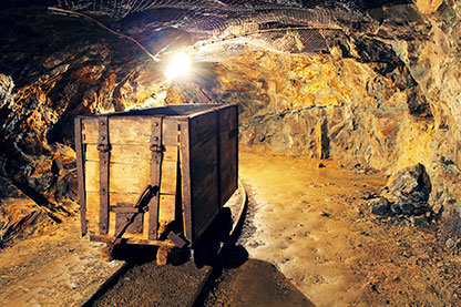 Malme og mineraler, stenbrudsprodukter, glas, cement, keramik...